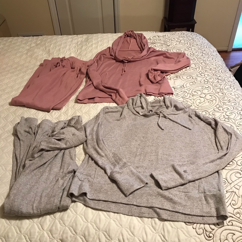 ❌SOLD ❌Sweat suits